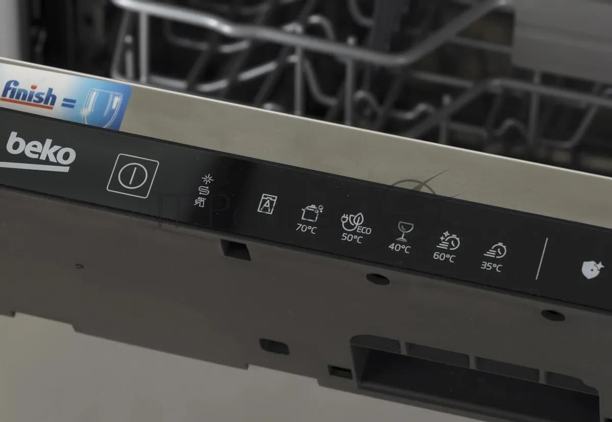BEKO Beko Встраиваемая посудомоечная машина Beko BDIN16520, белый