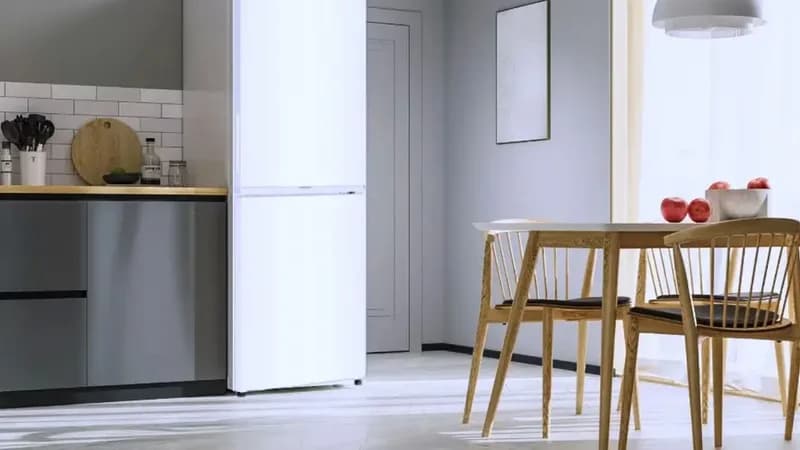 Холодильник CANDY COMBI CFN 6200 W белый