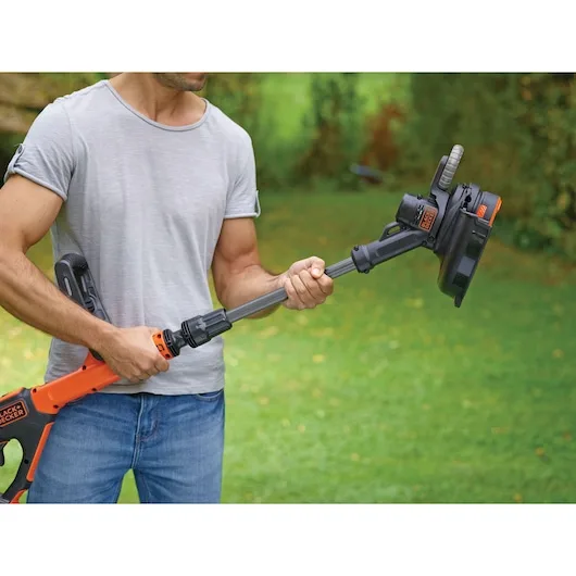 Триммер Black & Decker STC1820PC-QW