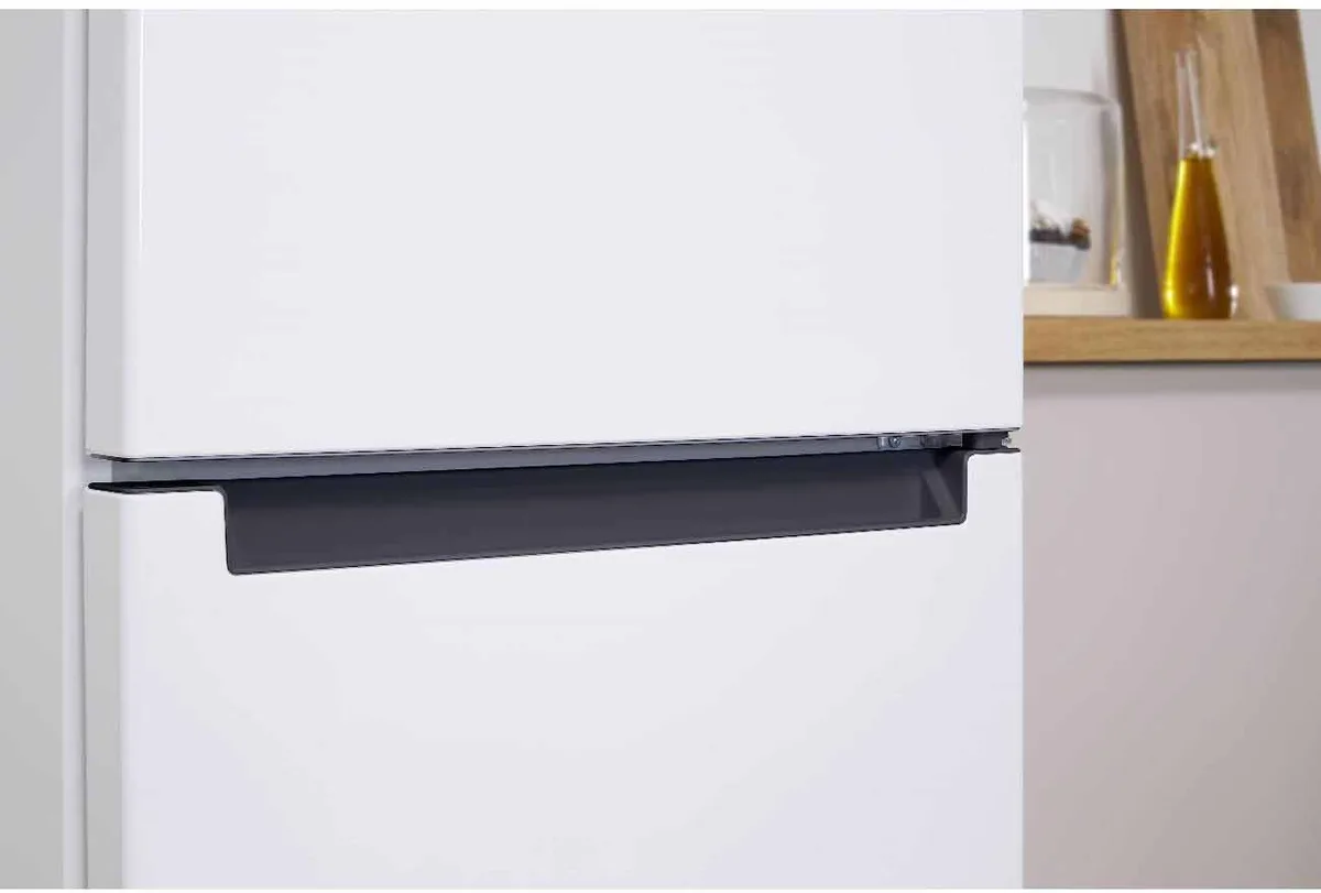 Холодильник Indesit DS 3180 W, двухкамерный, белый — фото 3