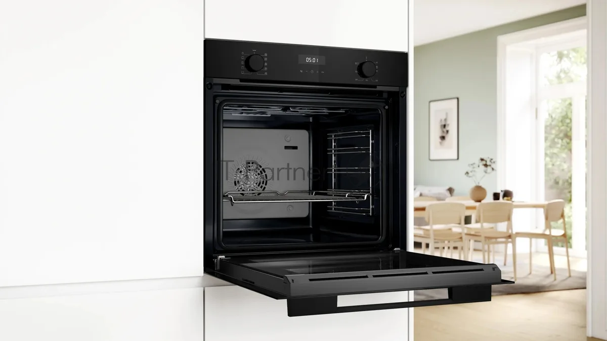 Духовой шкаф Bosch HJA737BA0, электрический, чёрный — фото 4