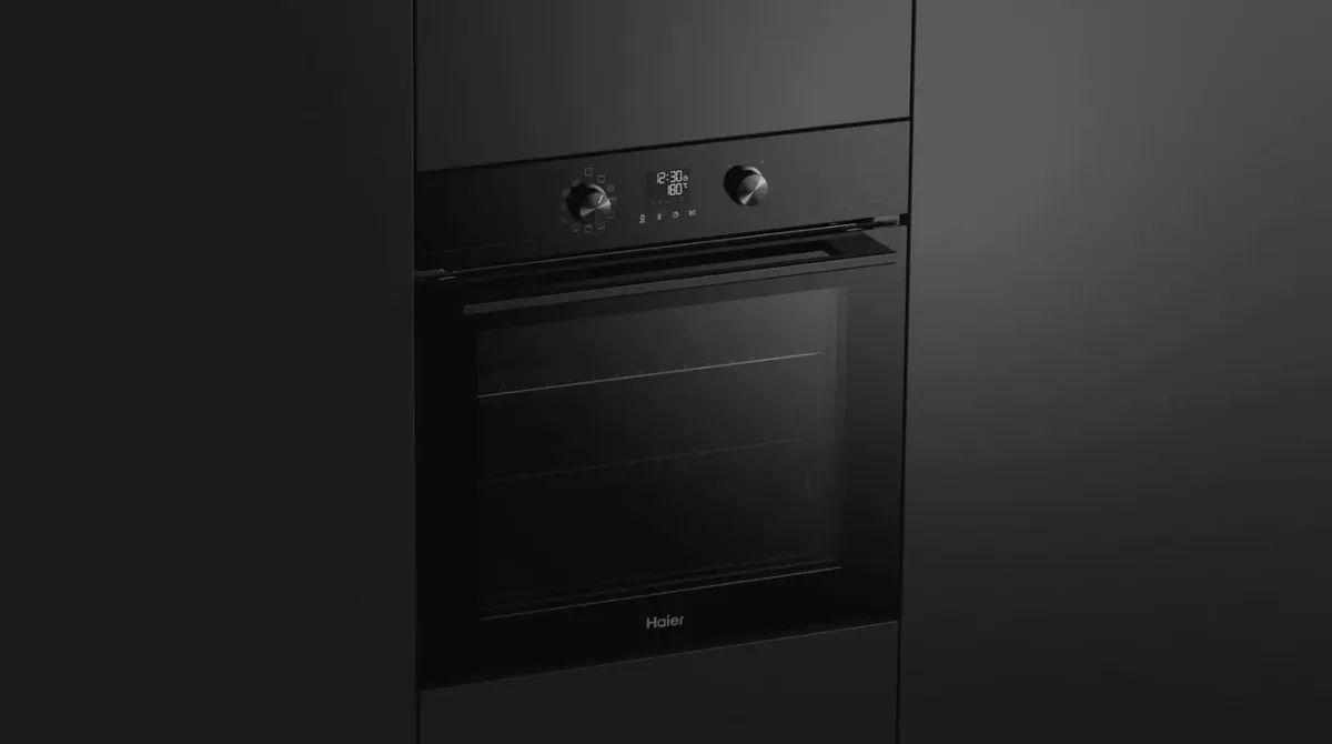 Духовой шкаф Haier HOQ-K4AAN3GB, электрический, чёрный